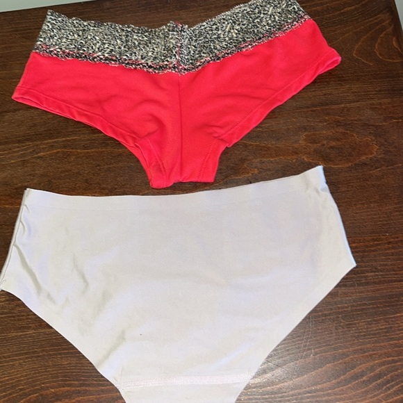 New Undies Bundle Size Small  Adrienne Vittadini and M/6 China - Picture 2 of 6